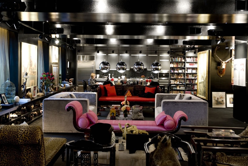 Noir In New York Cindy Gallop S All Black Loft Interior The Black Apartment A Em Noir New York Loft