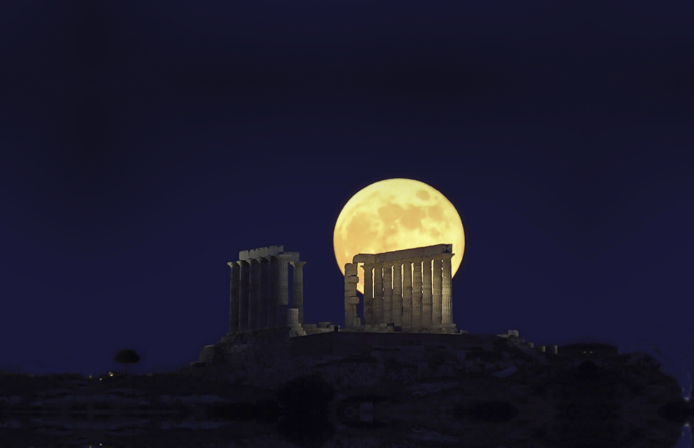 Doric slabs and whatnot | Review: Grecotel Cape Sounio, Greece