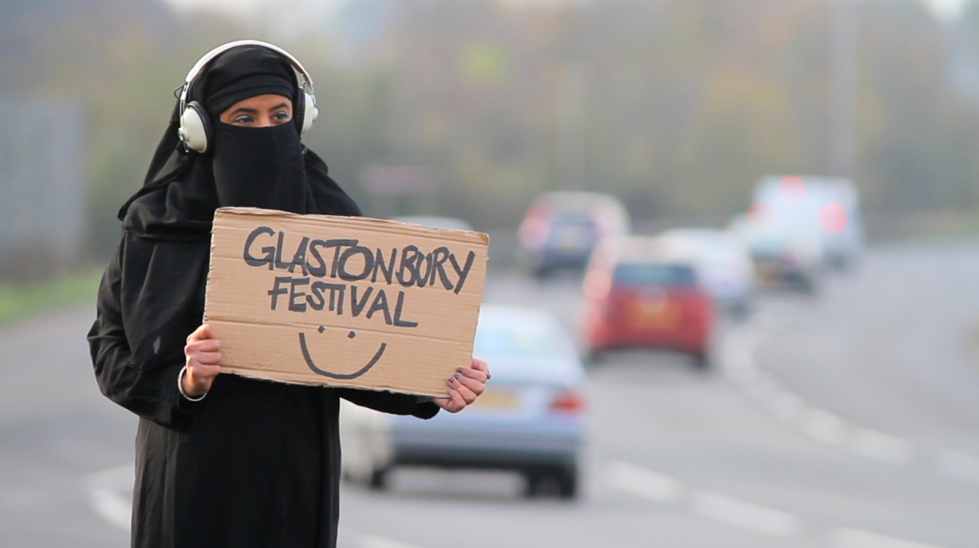 Guerrilla shooting at Glastonbury