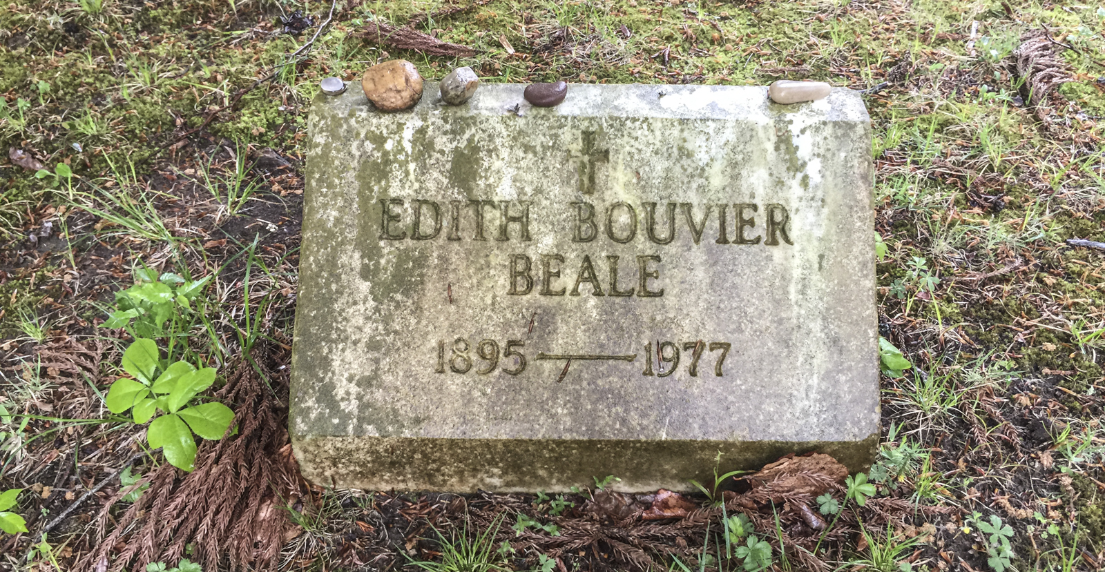Big Edith's grave, East Hampton