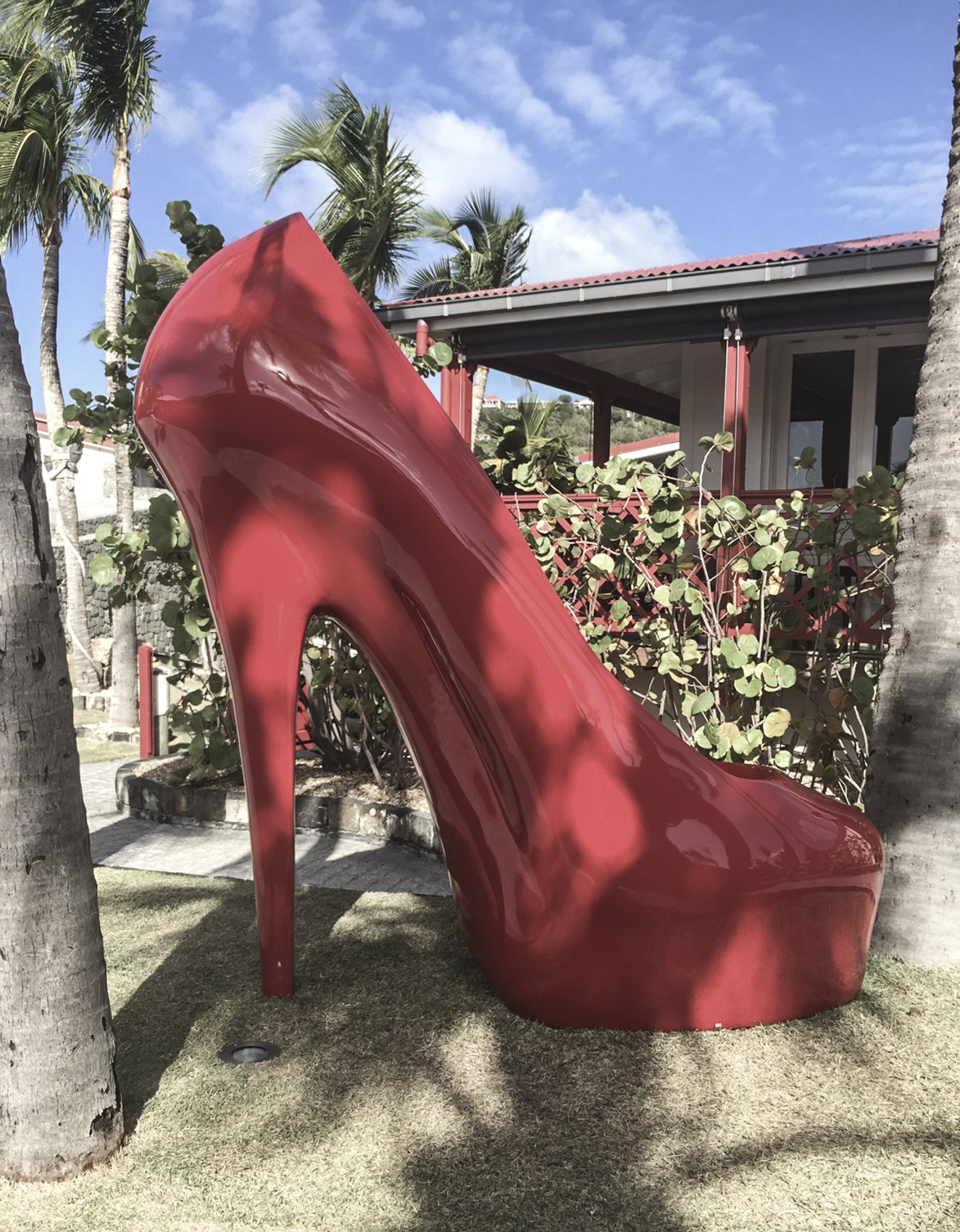 Slaves to fashion | St Barths is heating up - CIVILIAN